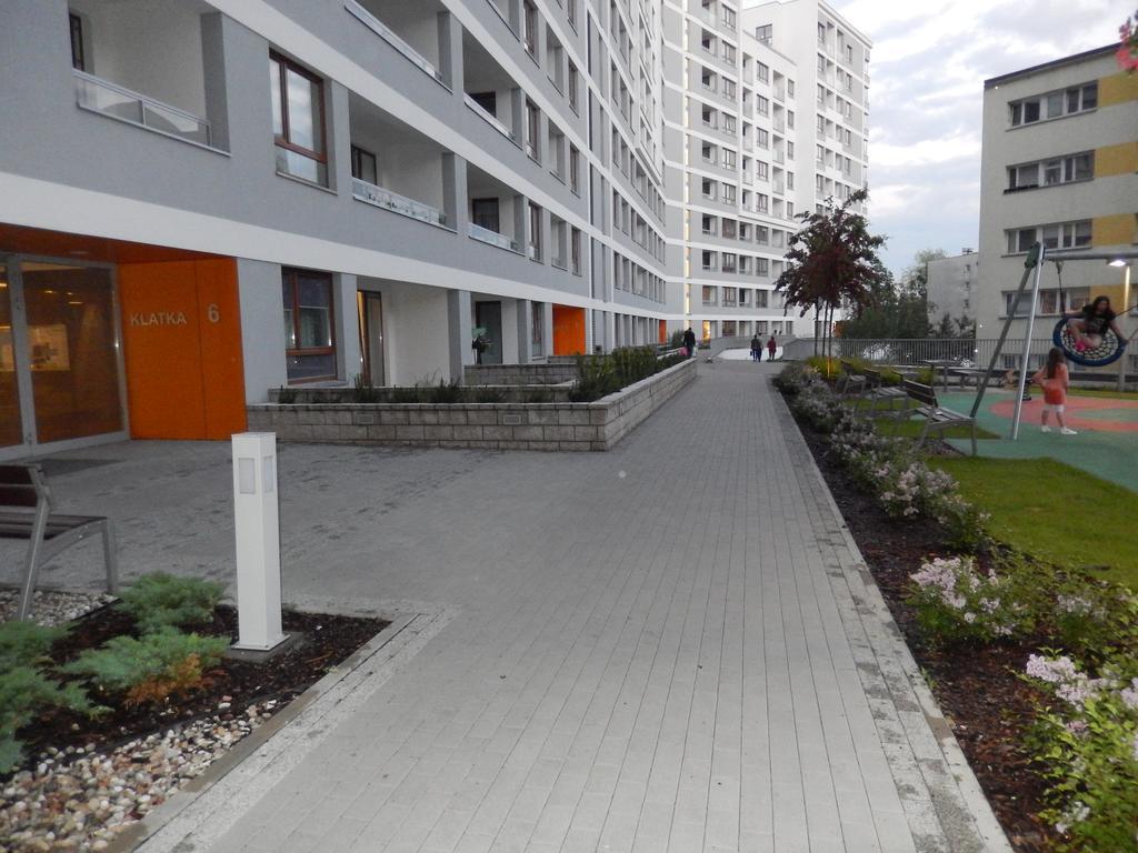 Inny Wymiar Варшава Екстериор снимка